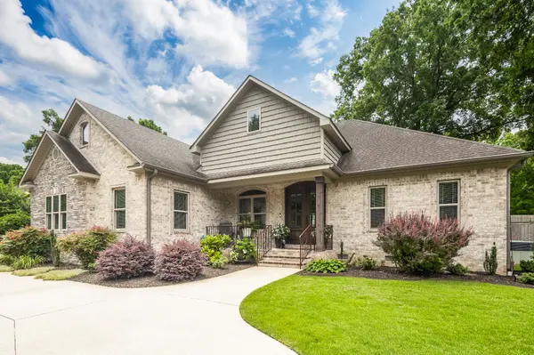 32 Sunhaven Dr, Jackson, TN 38305