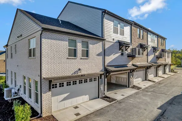 510 Mantes Aly, Hendersonville, TN 37075
