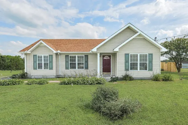 6 Fieldstone Ln, Fayetteville, TN 37334