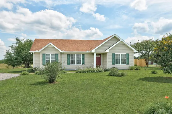 6 Fieldstone Ln, Fayetteville, TN 37334