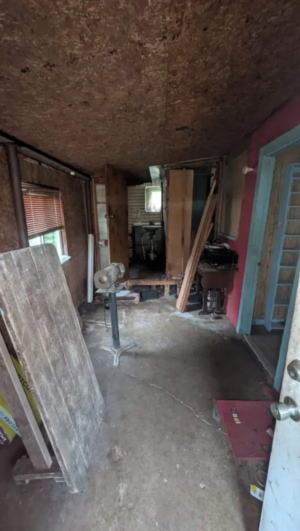 119 Washington Ave, Camden, TN 38320