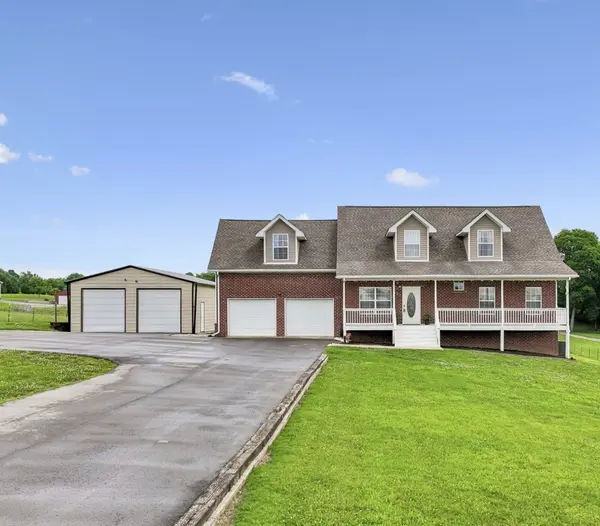527 Governor Hall Rd, Castalian Springs, TN 37031