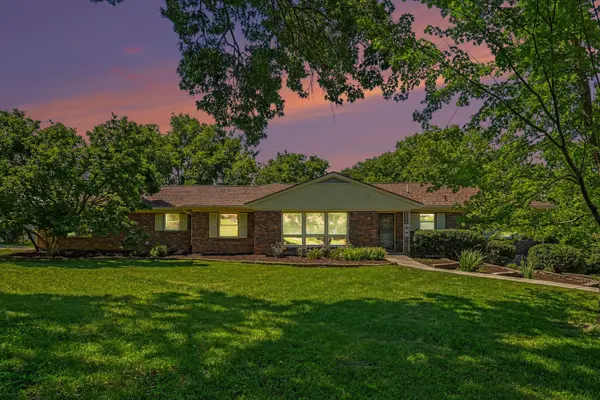 2901 Rich Acres Dr, Nashville, TN 37207