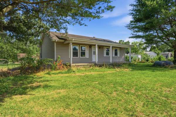 3520 31E Hwy, Bethpage, TN 37022