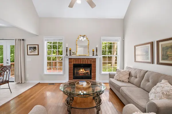 1272 Baker Creek Dr, Spring Hill, TN 37174