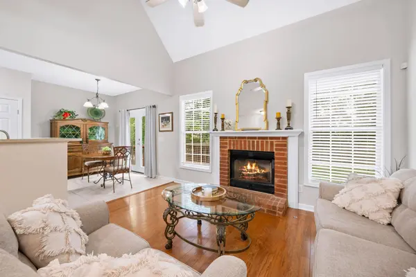 1272 Baker Creek Dr, Spring Hill, TN 37174