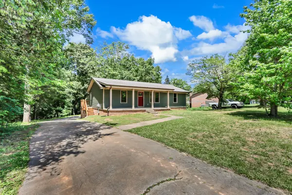 514 Lisa Ct, Clarksville, TN 37043