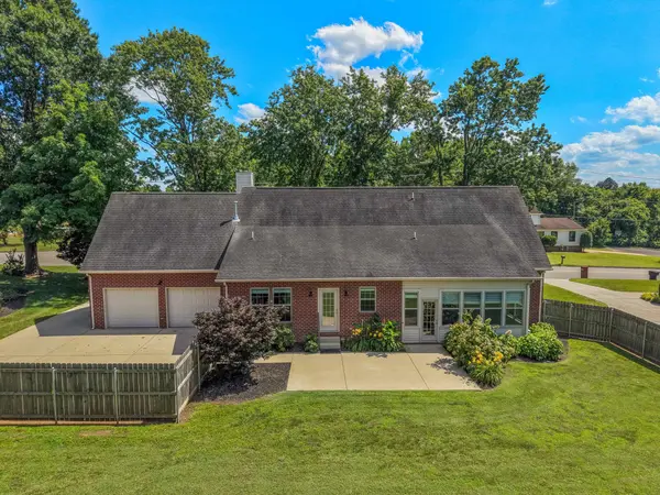 1318 Tomahawk Trce, Murfreesboro, TN 37129