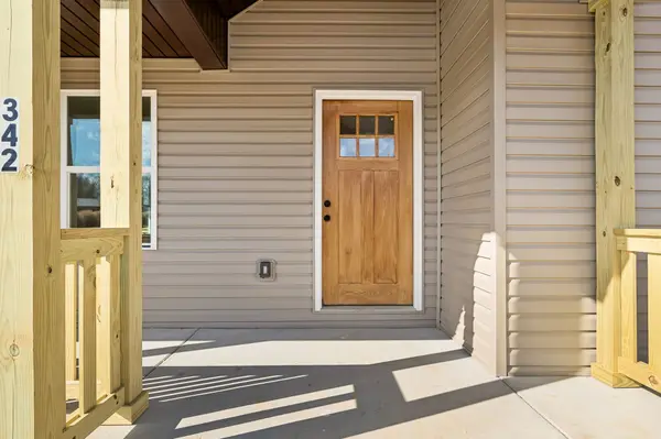 342 Leigh Anna Circle, Lafayette, TN 37083