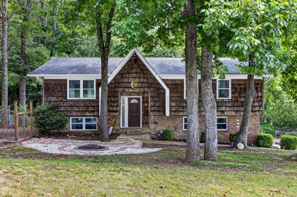 7003 Glacier Lane, Harrison, TN 37341