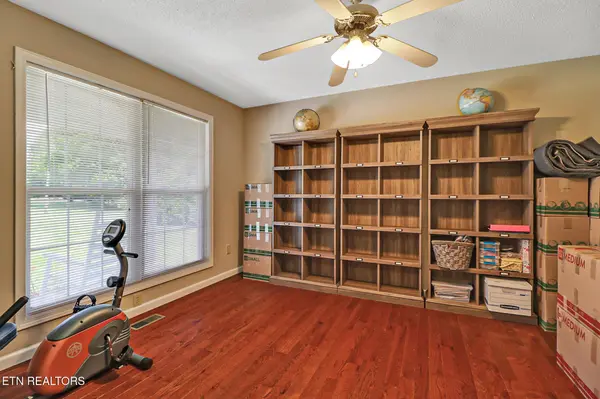 340 Huckleberry Lane, Crossville, TN 38555