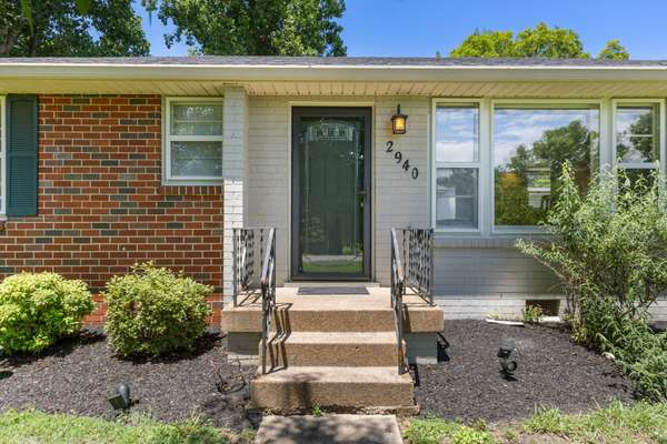 2940 Fernbrook Ln, Nashville, TN 37214