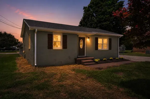 201 10th Ave #N, Decherd, TN 37324