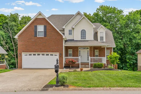 1211 Viewmont Dr, Clarksville, TN 37040