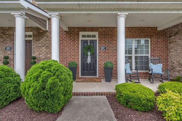 307 Oldbury Ln, Spring Hill, TN 37174
