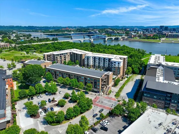 200 Manufacturers Road #707, Chattanooga, TN 37405