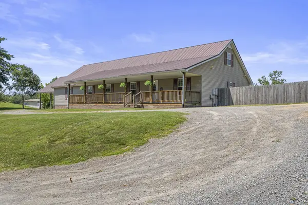 83 Farley Ln, Hartsville, TN 37074