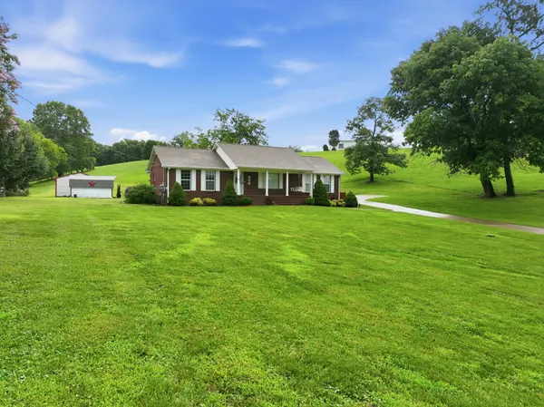 700 Sleepy Hollow Rd, Pulaski, TN 38478