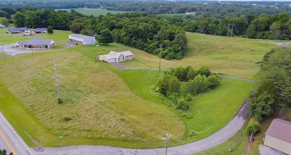 50 Lookout Ln, Cadiz, KY 42211