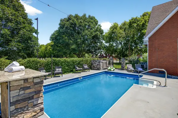2356 Saint Andrews Dr, Murfreesboro, TN 37128