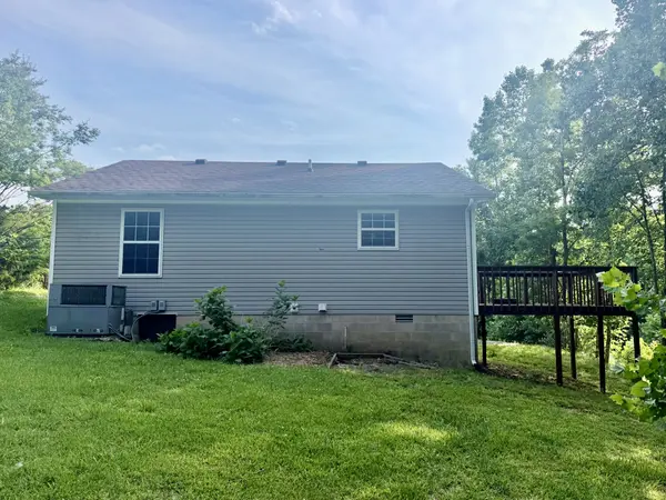 74 English Dr, Cadiz, KY 42211