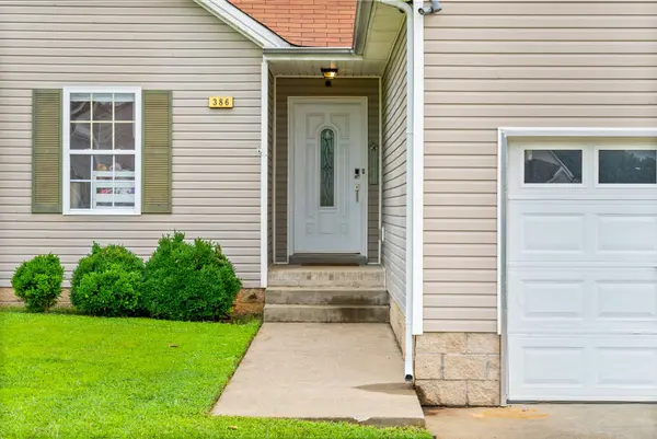 386 Andrew Dr, Clarksville, TN 37042