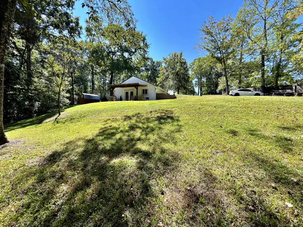 282 White Oak Drive, Decatur, TN 37322