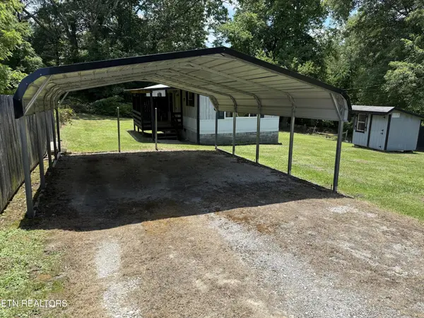 119 Clayborn Ave, Jamestown, TN 38556