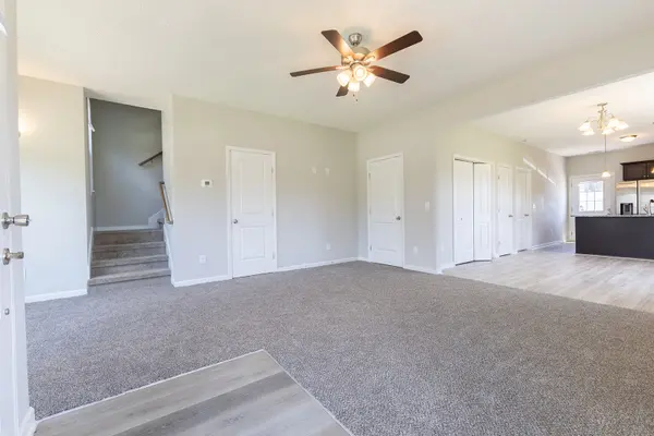 434 Rick McCormick Dr, La Vergne, TN 37086