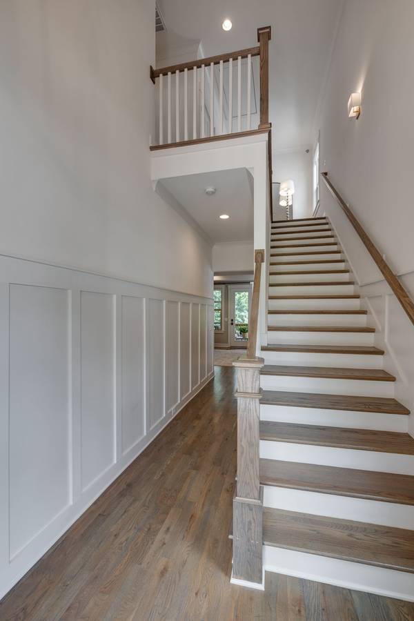 1904B Hutton Dr, Nashville, TN 37210