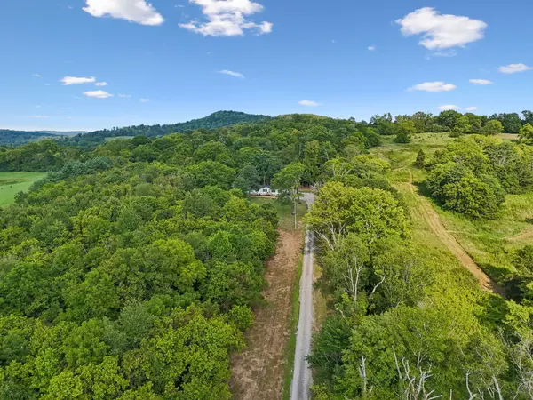 21 Vantrease Rd, Brush Creek, TN 38547