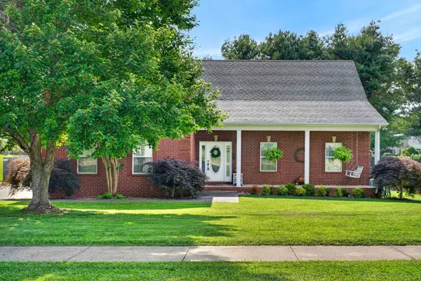 120 Strassle Dr, White House, TN 37188