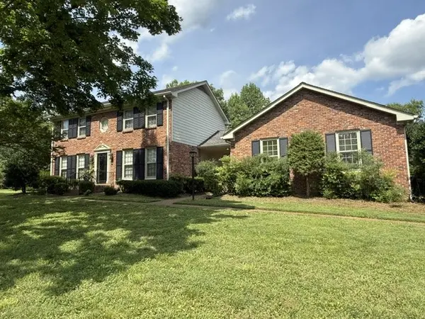 6308 Kingsbury Dr, Brentwood, TN 37027