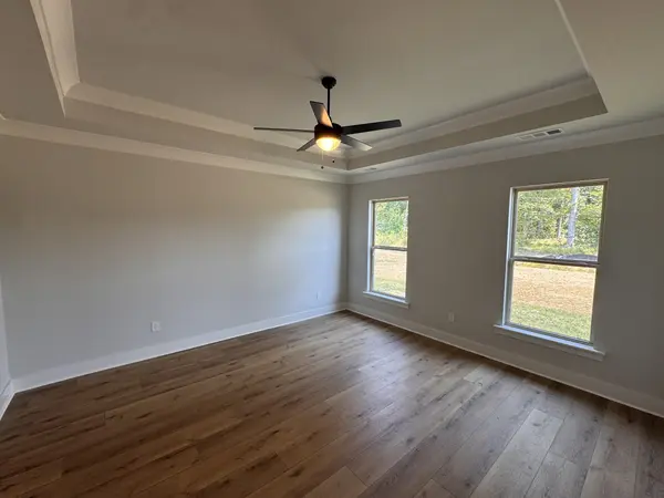 8638 Turnbull Dr, Pleasant View, TN 37146