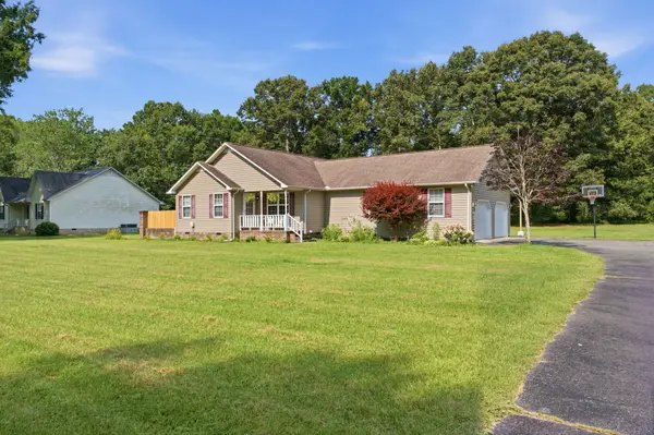 671 Circle Dr, Manchester, TN 37355
