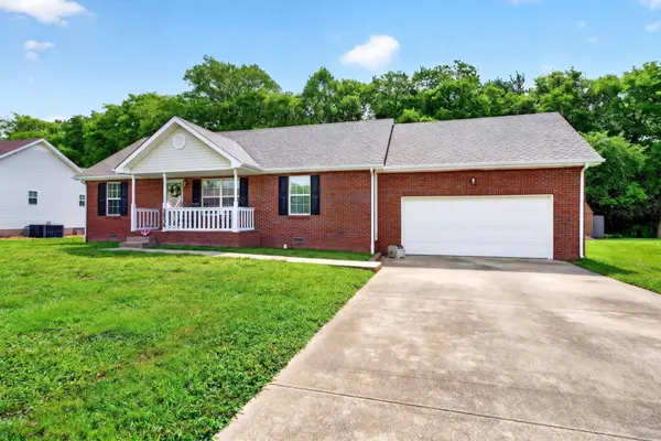 3856 Benjamin Dr, Clarksville, TN 37040