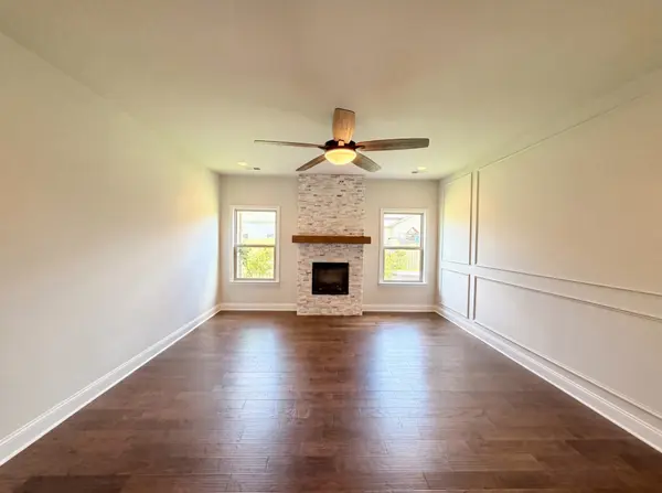 210 Bexley Way, White House, TN 37188