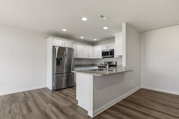7191 Seagraves Ct, Bowling Green, KY 42101