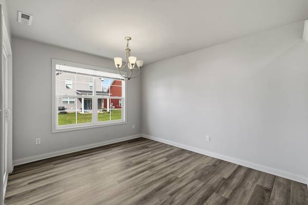 7191 Seagraves Ct, Bowling Green, KY 42101