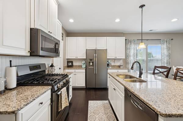 2608 Bluffton Ln, Columbia, TN 38401