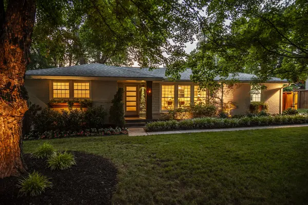 5007 Manuel Dr, Nashville, TN 37211