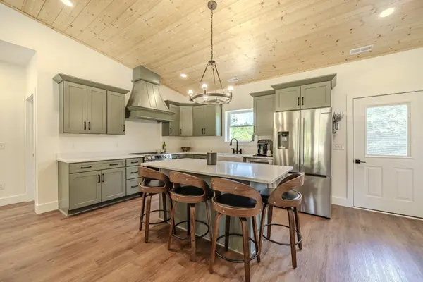 395 WEST DR, Savannah, TN 38372