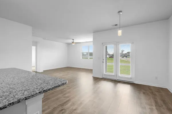 439 Lauren Ln, Chapel Hill, TN 37034