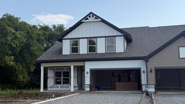 1426 Suzanne Drive, Murfreesboro, TN 37128