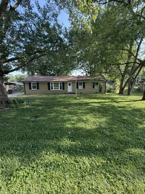 236 Pine Mountain Rd, Clarksville, TN 37042