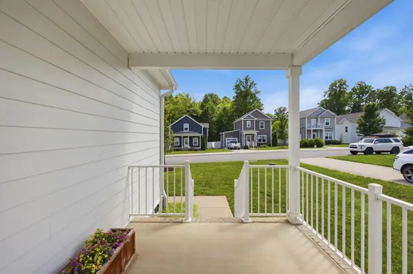 1005 Sycamore Rdg #E, Burns, TN 37029