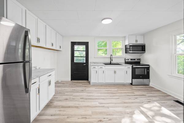 7204 Highway 76 #W, Adams, TN 37010