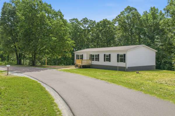 2625 Horny Head Creek Rd, Parsons, TN 38363