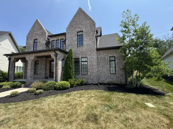 9374 Calder Cir, Ooltewah, TN 37363