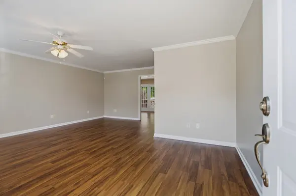126 Middleton Ct, Tullahoma, TN 37388